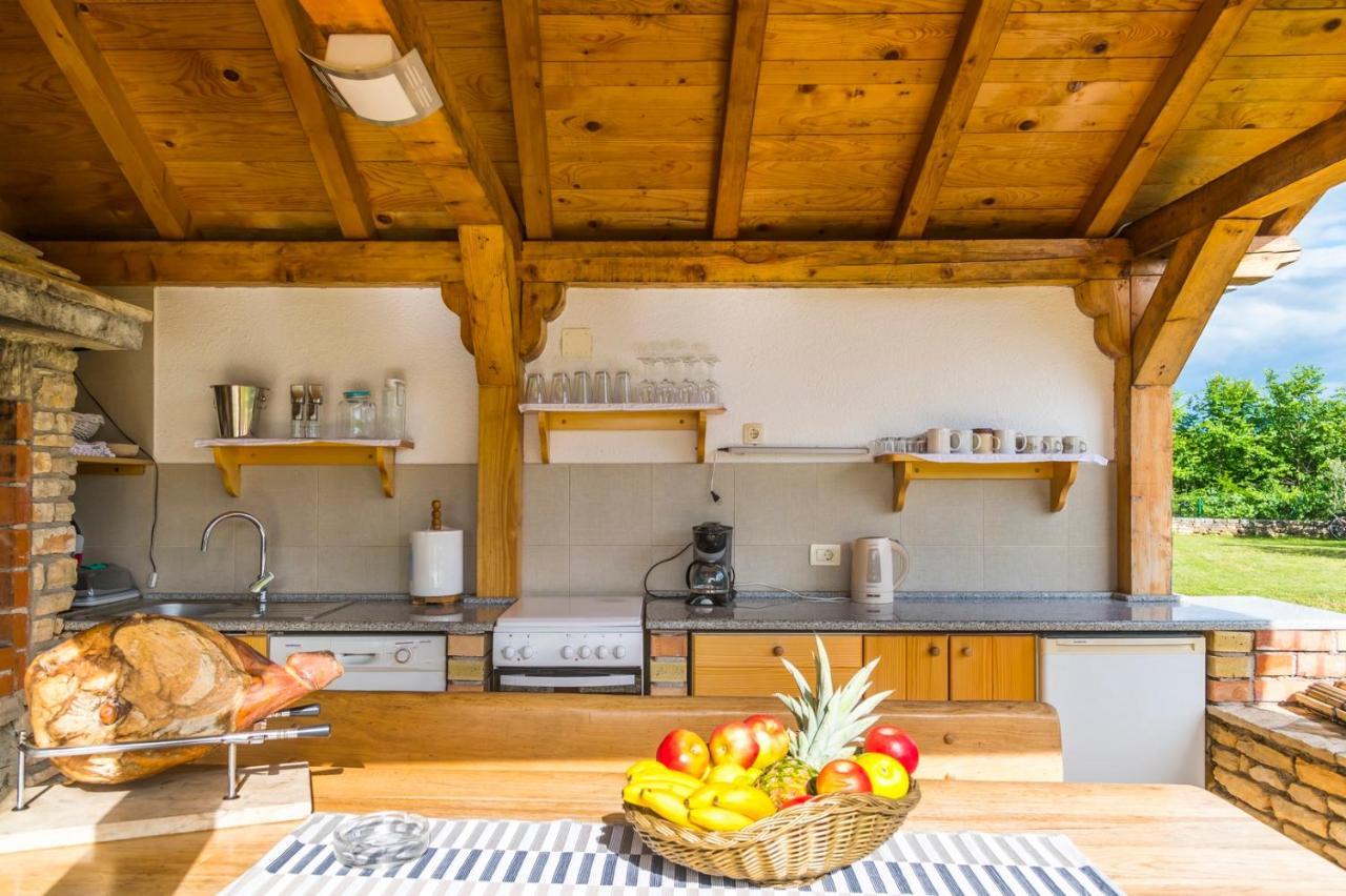 Villa Daja - Adriatic Luxury Villas Oklaj Bagian luar foto