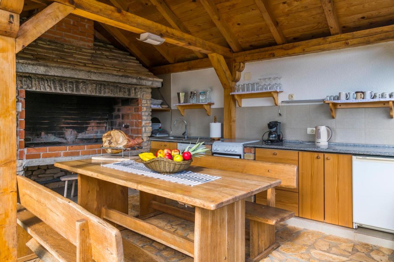 Villa Daja - Adriatic Luxury Villas Oklaj Bagian luar foto