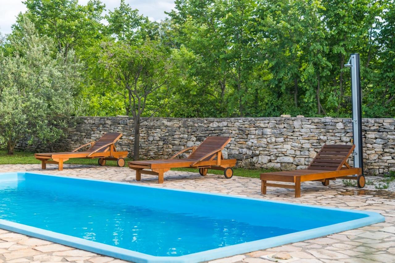 Villa Daja - Adriatic Luxury Villas Oklaj Bagian luar foto