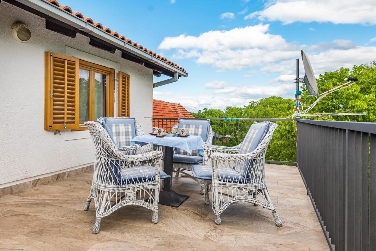 Villa Daja - Adriatic Luxury Villas Oklaj Bagian luar foto